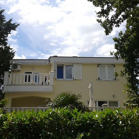 Apartments Mar Малинска Экстерьер фото